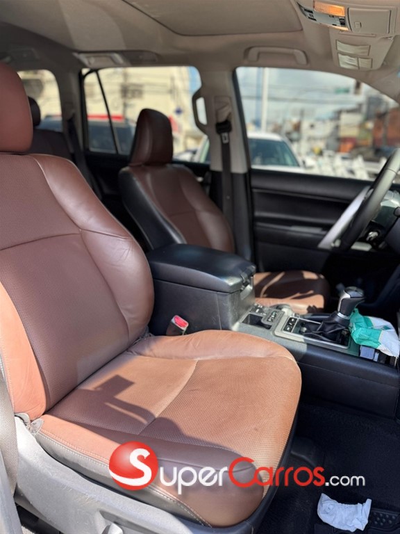 2019 Toyota Land Cruiser Prado VXL — foto 6 / 7