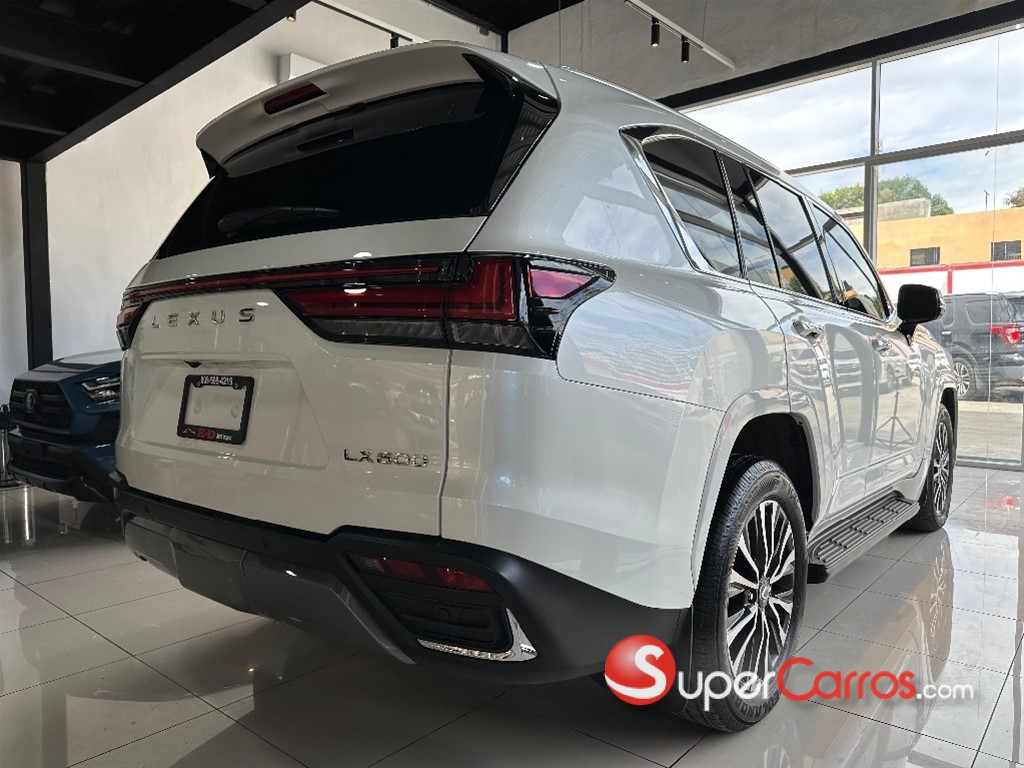 2024 Lexus LX 600 Luxury — foto 7 / 12