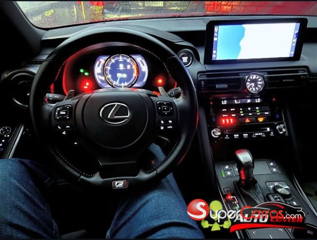 2023 Lexus IS 350 F Sport — foto 3 / 12
