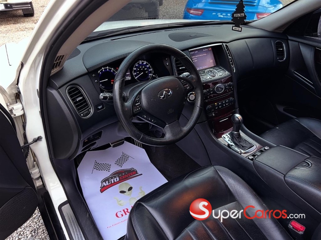 2017 Infiniti QX-50 — foto 11 / 12