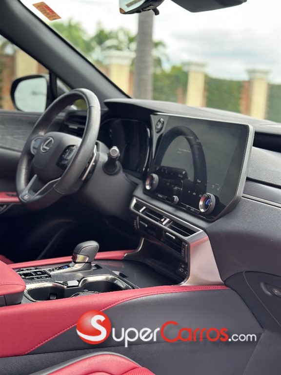 2023 Lexus RX 350 F Sport Handling — foto 9 / 11