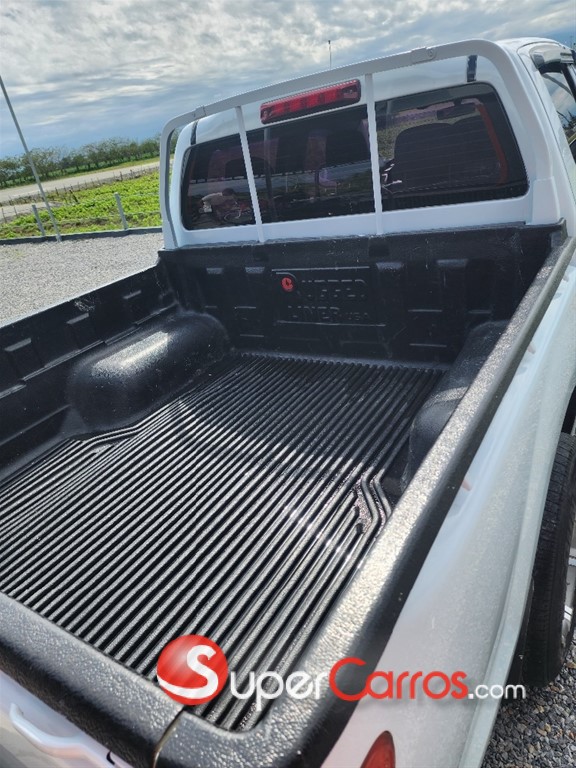 2017 Isuzu DMAX LS — foto 11 / 12
