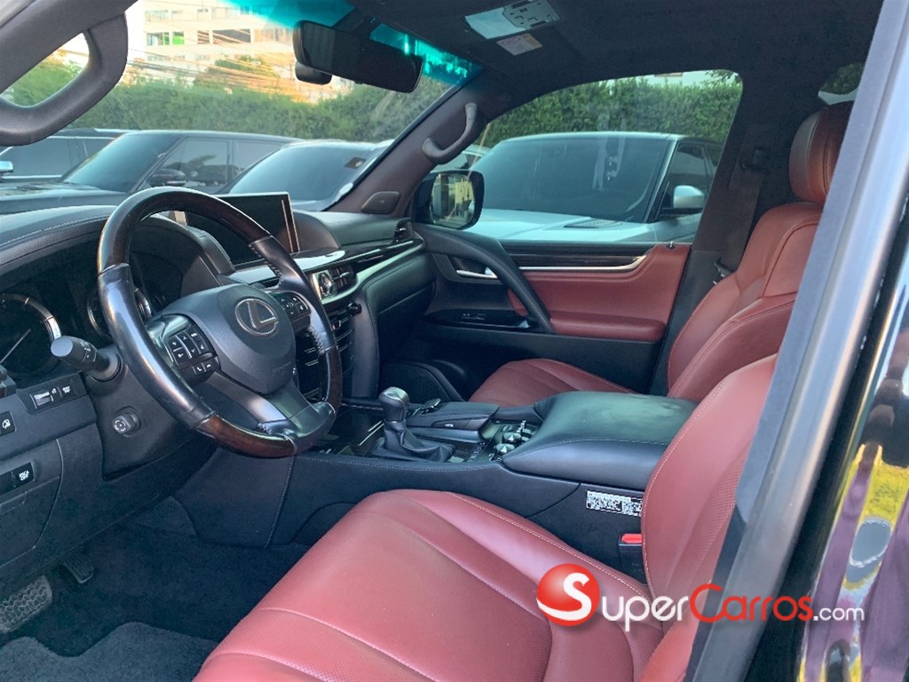 2017 Lexus LX 570 — foto 2 / 8