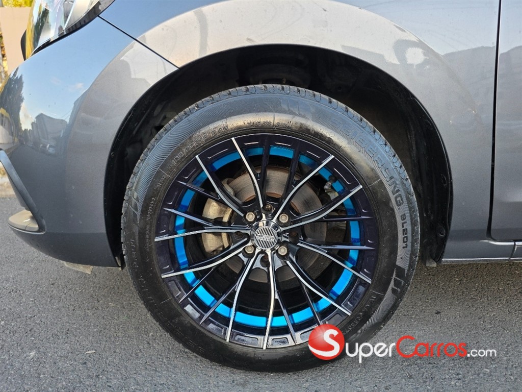 2021 Honda Fit — foto 2 / 12