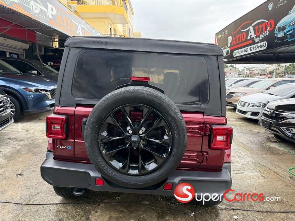 2021 Jeep Wrangler Sahara 4xe — foto 10 / 12