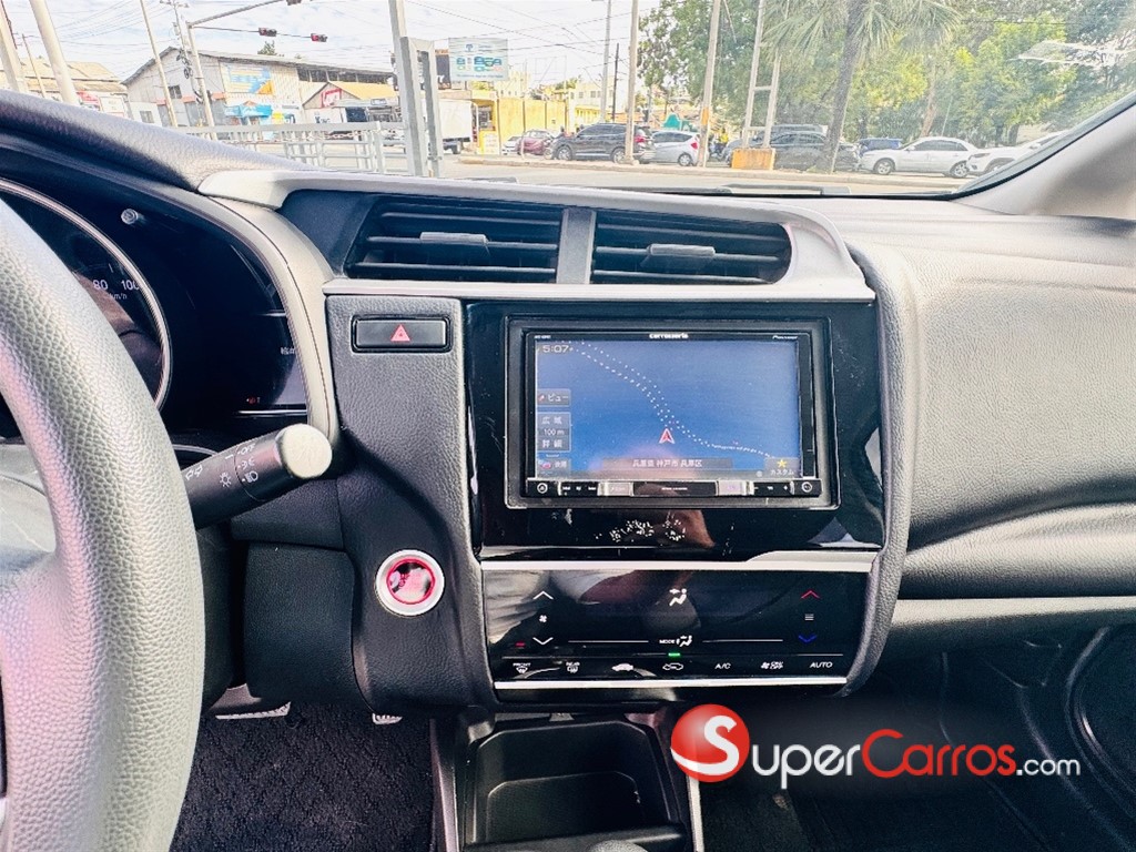 2020 Honda Fit — foto 11 / 12
