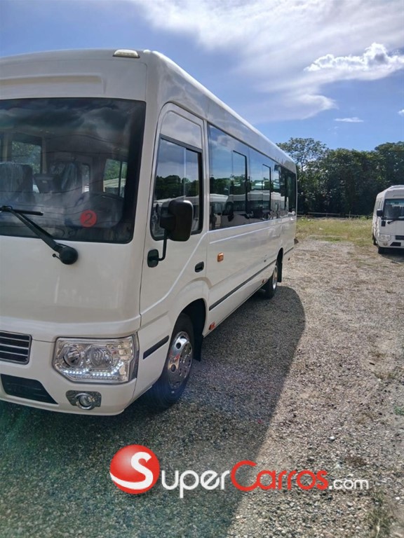 2025 Toyota Coaster — foto 10 / 12