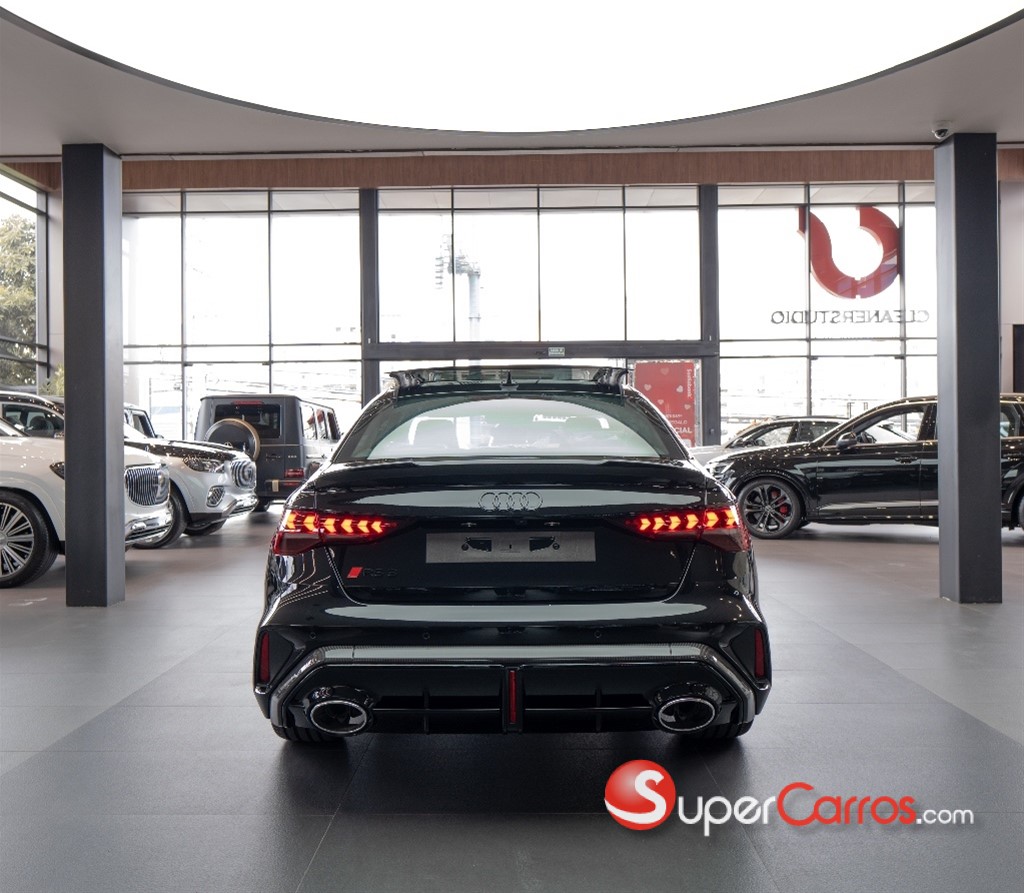 2026 Audi RS3 — foto 8 / 12
