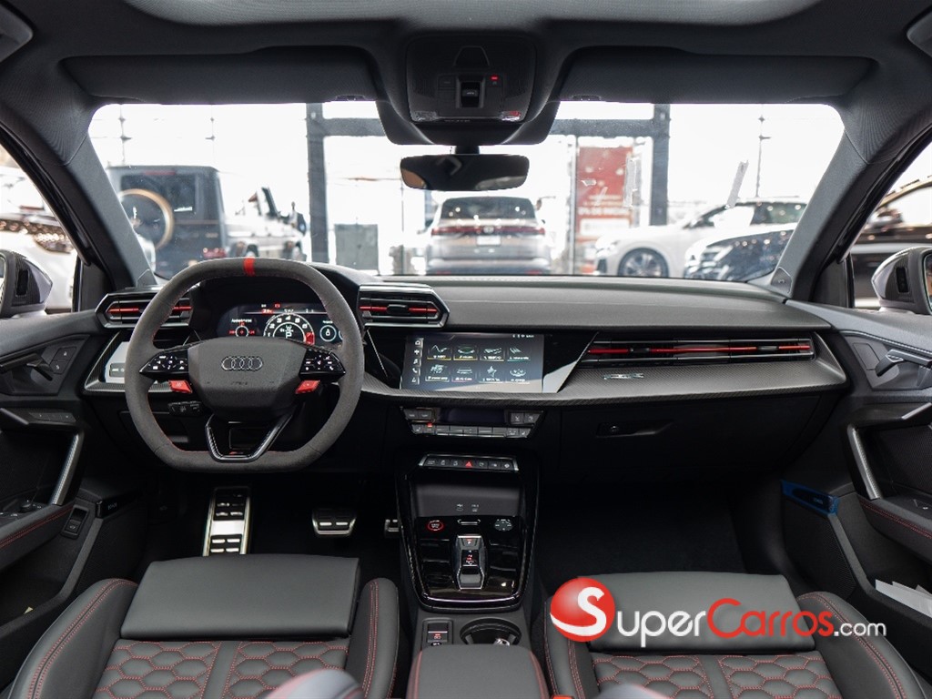 2026 Audi RS3 — foto 11 / 12