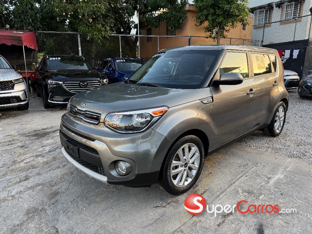 2019 Kia Soul S — foto 2 / 12