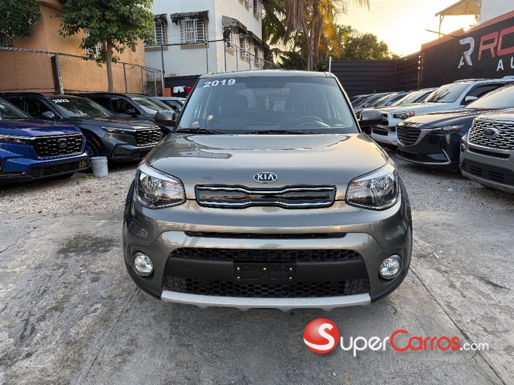 2019 Kia Soul S — foto 3 / 12