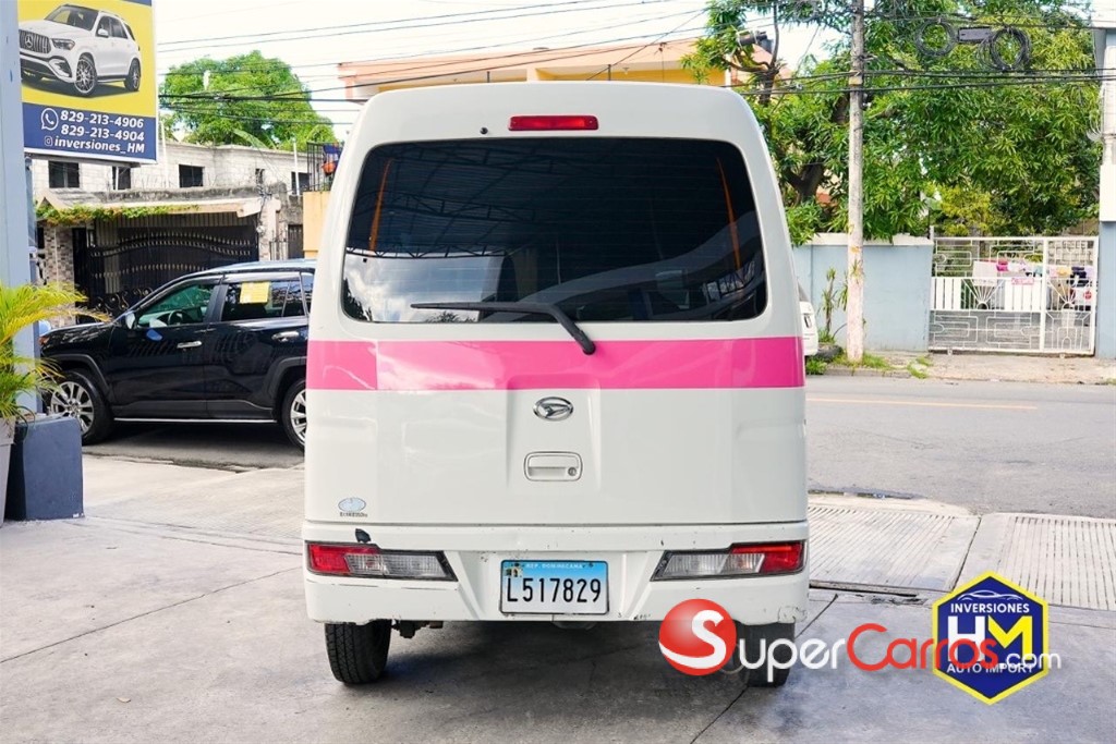2020 Daihatsu Hijet — foto 5 / 9