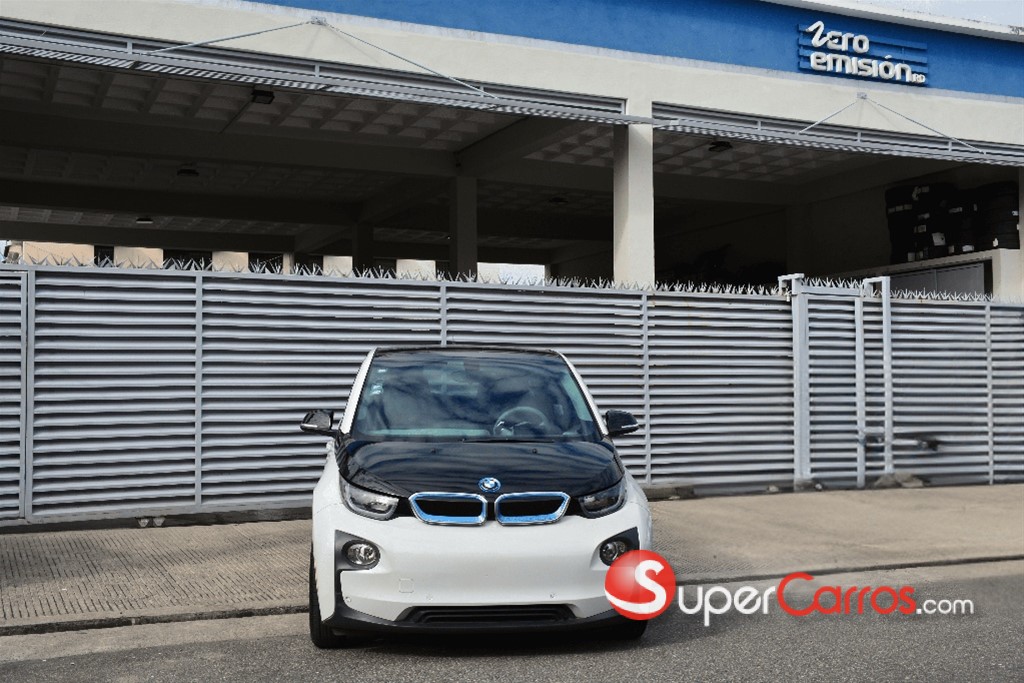 2015 BMW i3 REX — foto 9 / 12