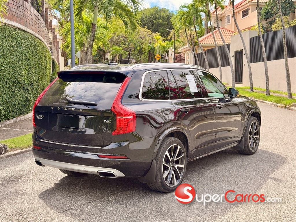 2020 Volvo XC90 Momentum T6 — foto 5 / 12