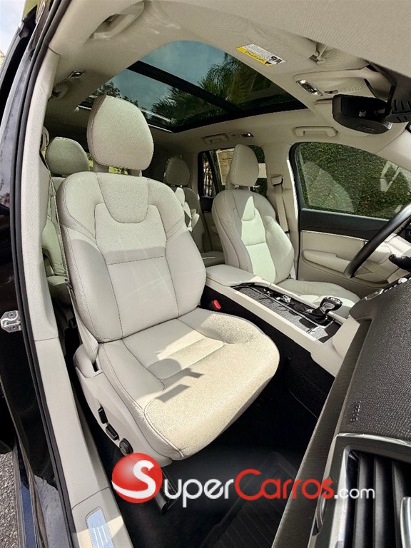 2020 Volvo XC90 Momentum T6 — foto 12 / 12