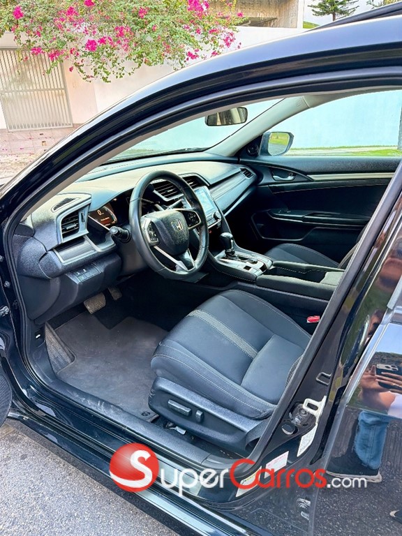 2020 Honda Civic EX Turbo — foto 8 / 12