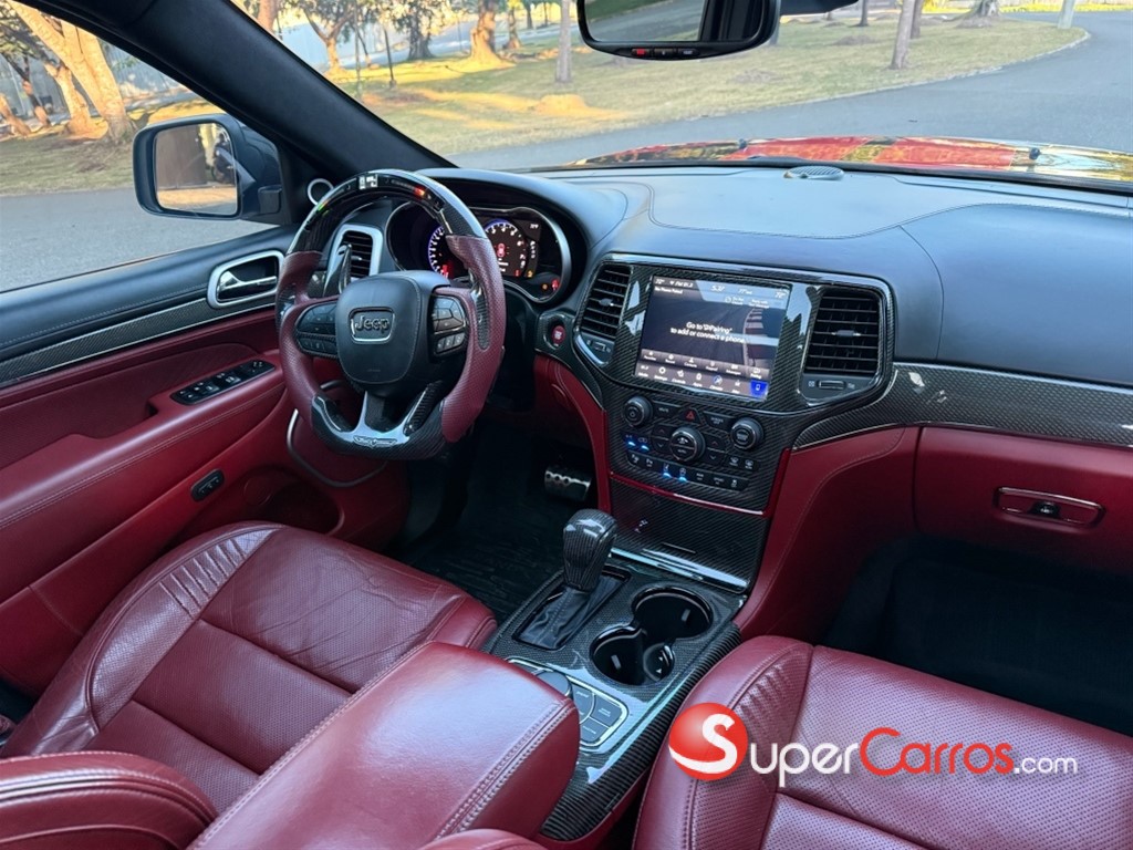 2018 Jeep Grand Cherokee Trackhawk — foto 7 / 10