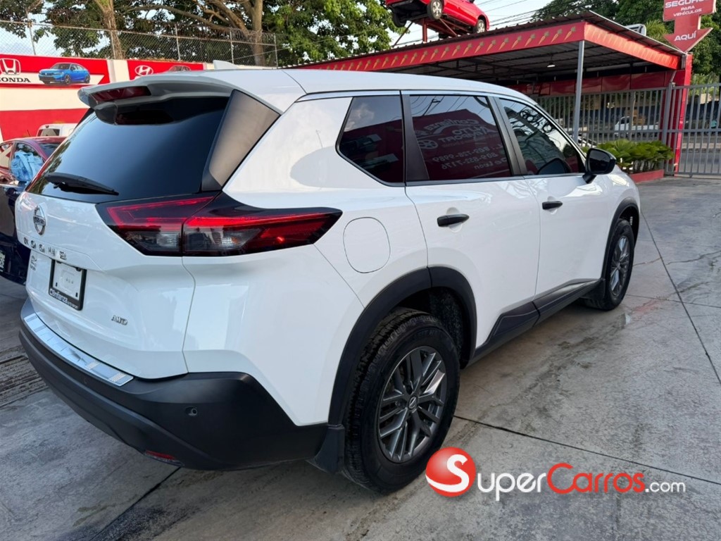 2021 Nissan Rogue — foto 4 / 9