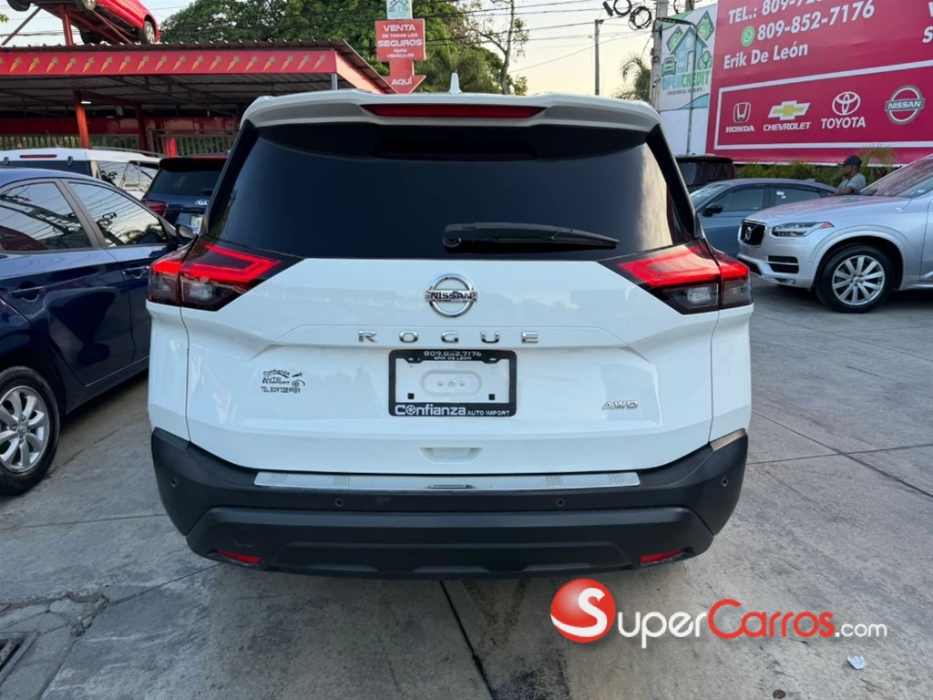 2021 Nissan Rogue — foto 5 / 9