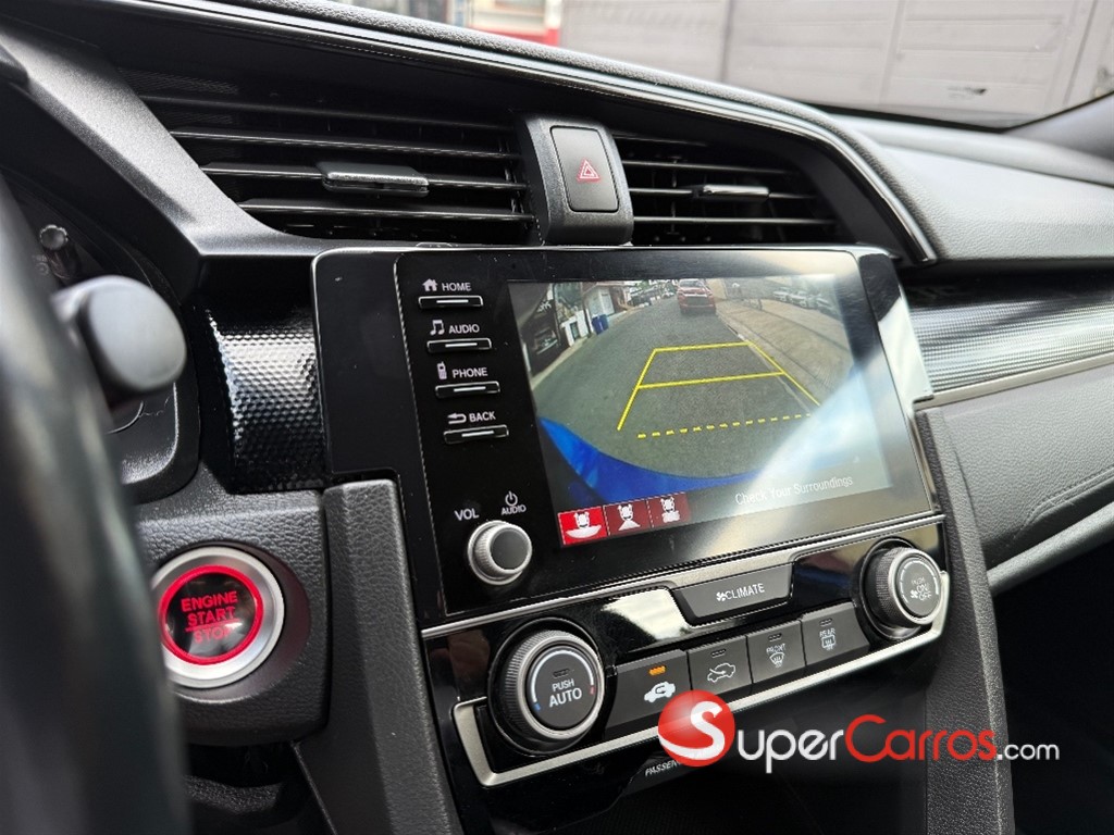 2020 Honda Civic Hatchback Sport Touring — foto 9 / 10