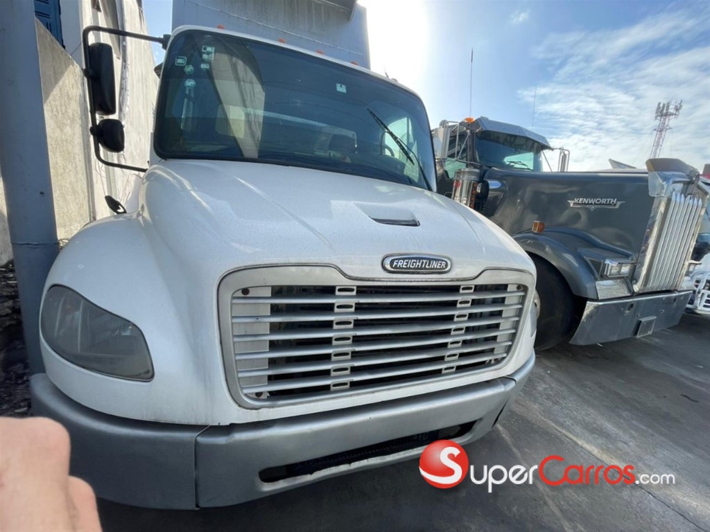 2006 Freightliner F80 Volteo — foto 4 / 5