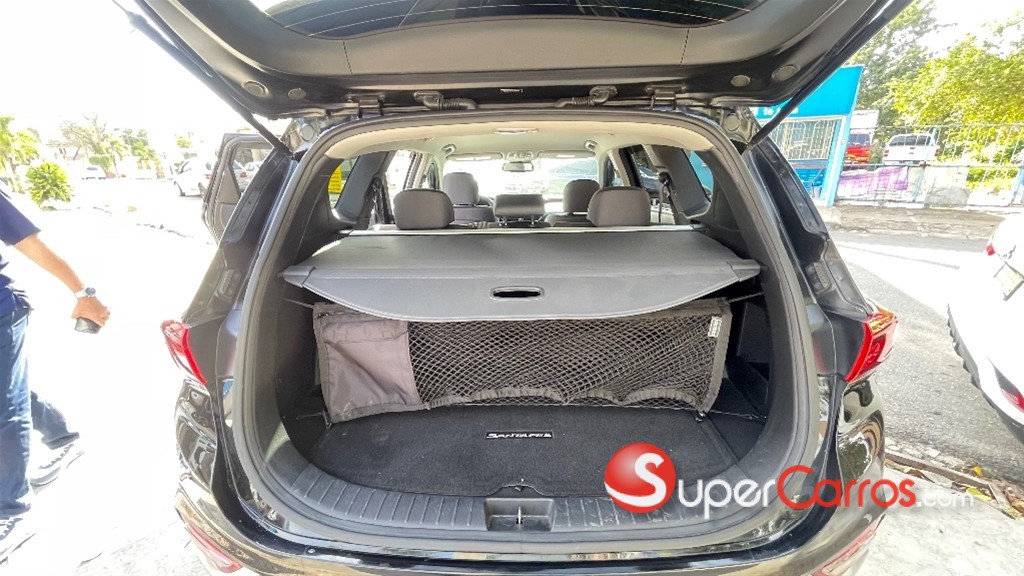 2020 Hyundai Santa Fe SEL — foto 8 / 12