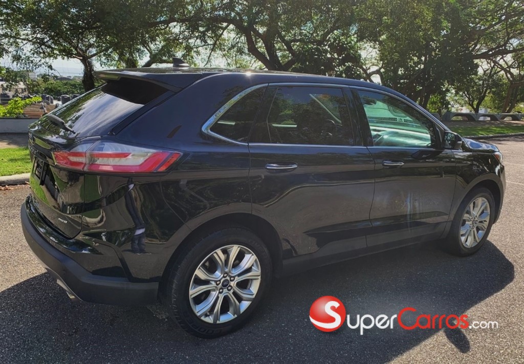 2021 Ford EDGE Titanium — foto 4 / 12