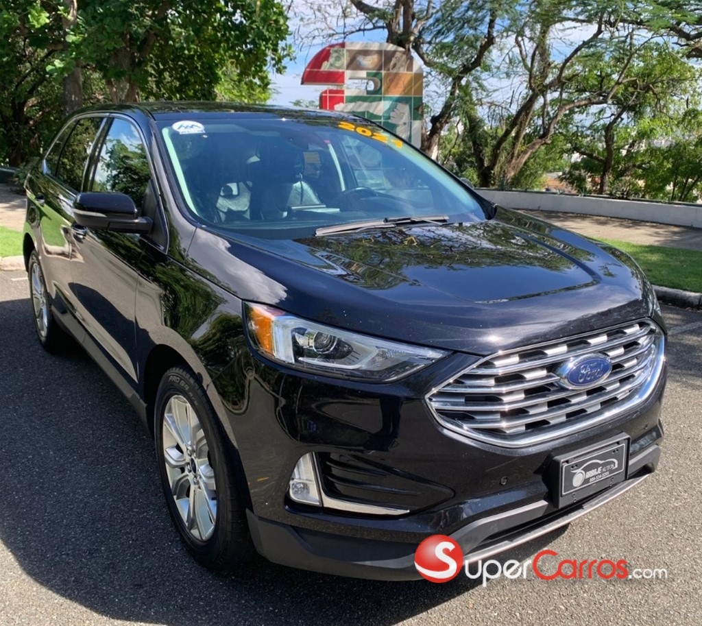 2021 Ford EDGE Titanium — foto 8 / 12
