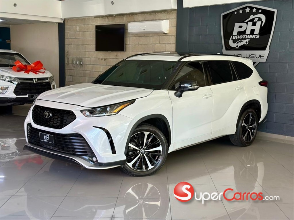 2022 Toyota Highlander XSE