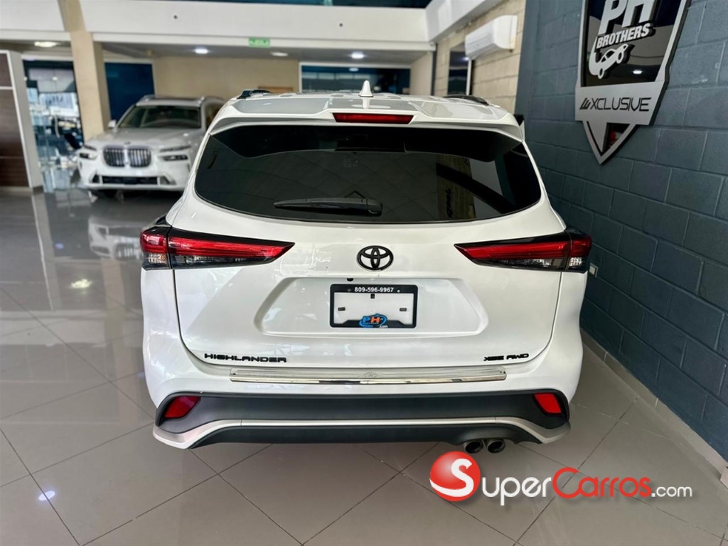 2022 Toyota Highlander XSE — foto 5 / 12
