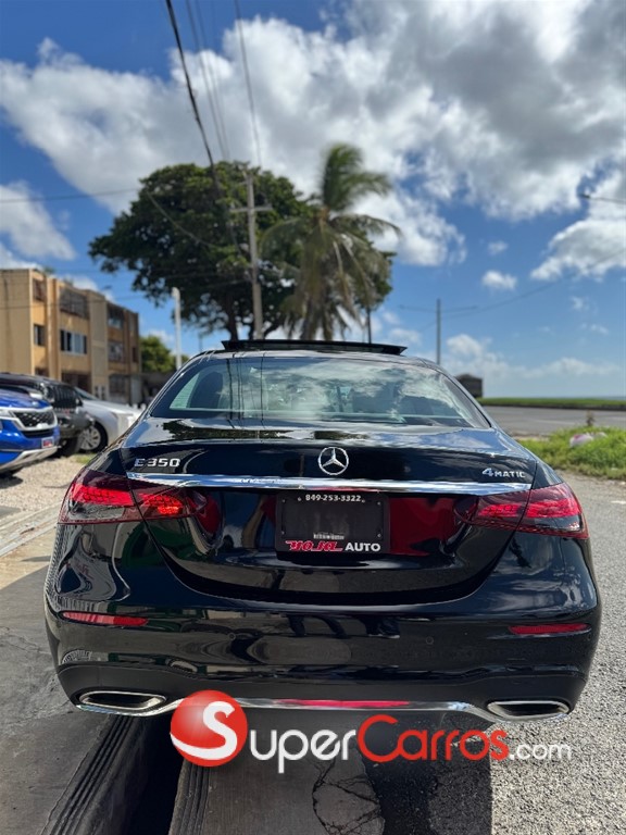 2022 Mercedes-Benz Clase E 350 4 MATIC — foto 6 / 12