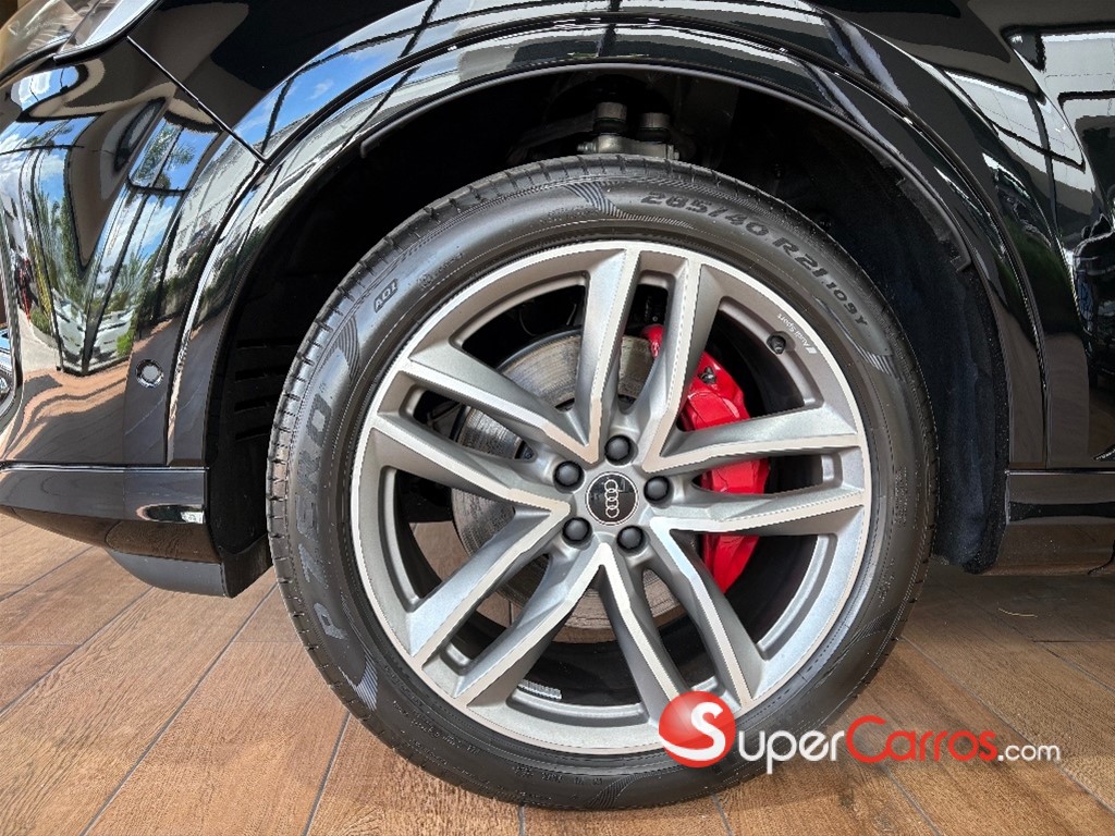 2025 Audi Q7 Prestige S-Line — foto 5 / 12