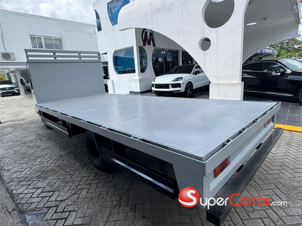 2025 Mitsubishi Motors Canter Fuso — foto 6 / 8