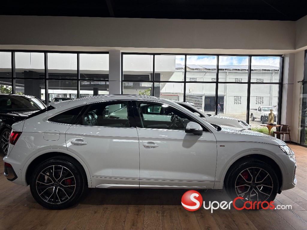 2025 Audi Q5 S-Line Sportback — foto 3 / 9