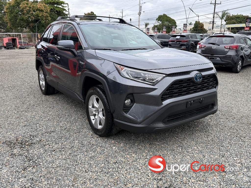 2021 Toyota RAV4 XLE Hybrid — foto 2 / 12