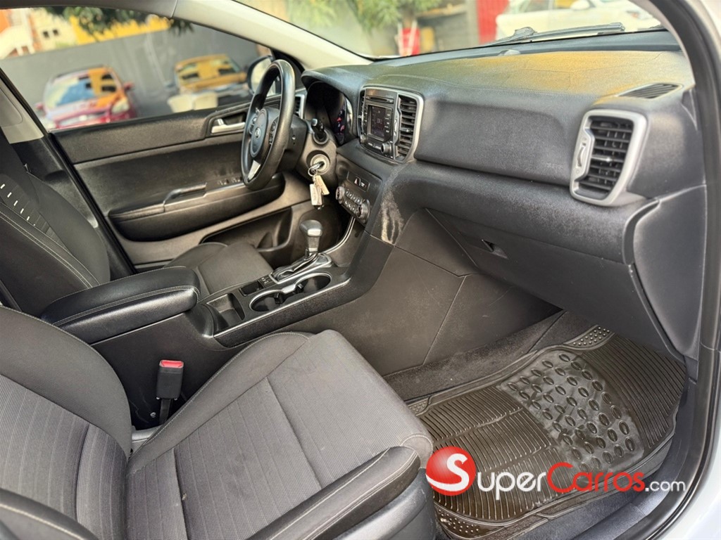 2018 Kia Sportage LX — foto 9 / 12