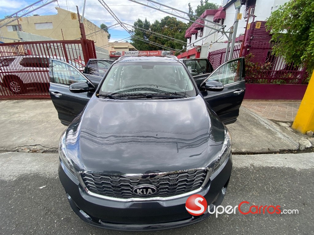 2020 Kia Sorento LX — foto 8 / 12