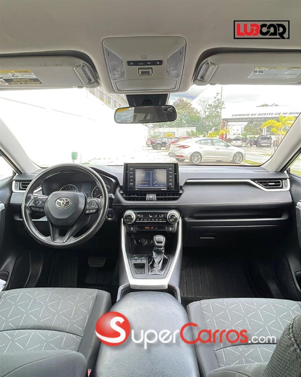 2021 Toyota RAV4 XLE — foto 9 / 9