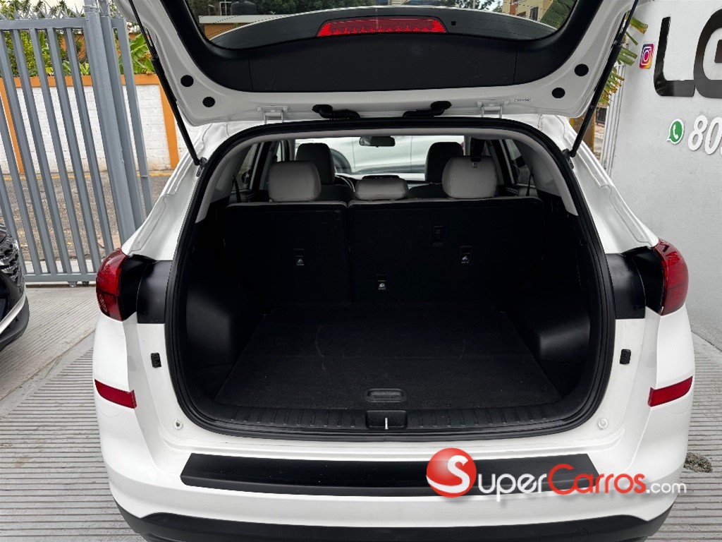 2021 Hyundai Tucson SE — foto 12 / 12