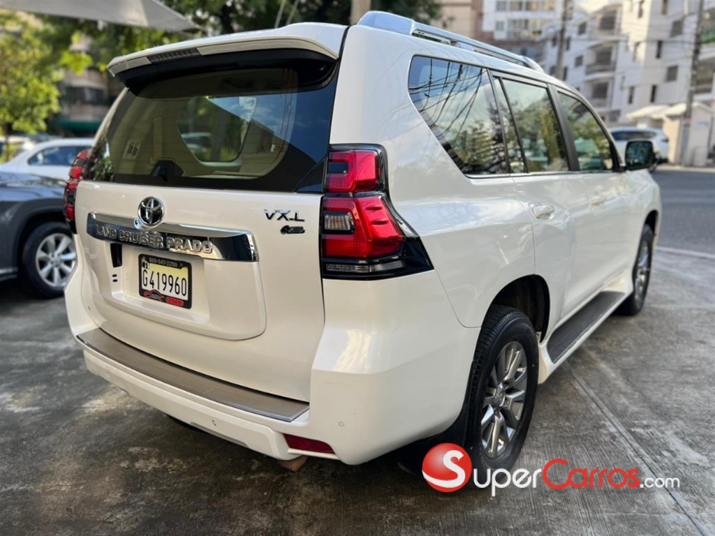 2018 Toyota Land Cruiser Prado VXL — foto 5 / 12