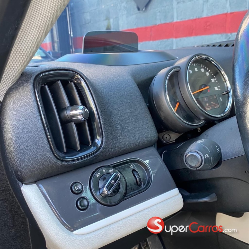 2017 Mini Cooper Countryman S — foto 11 / 12