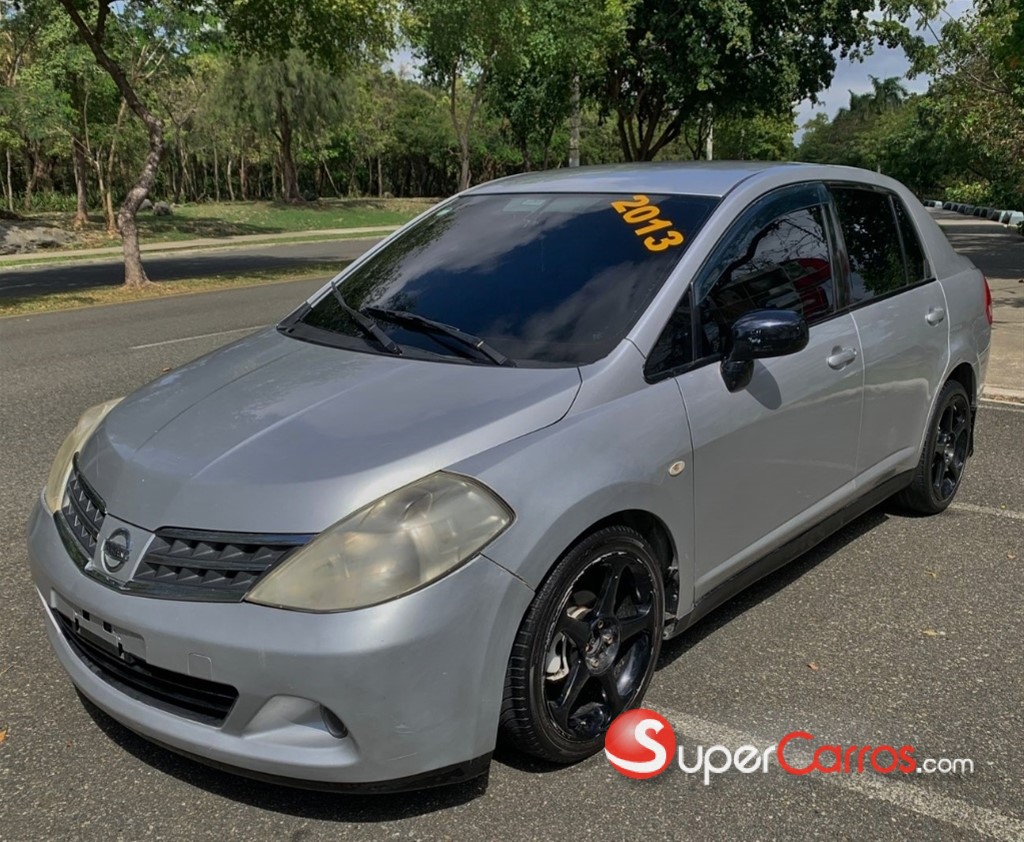 2013 Nissan TIIDA