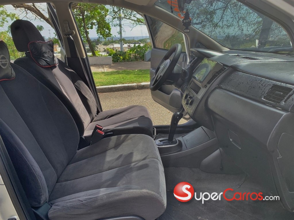2013 Nissan TIIDA — foto 9 / 12