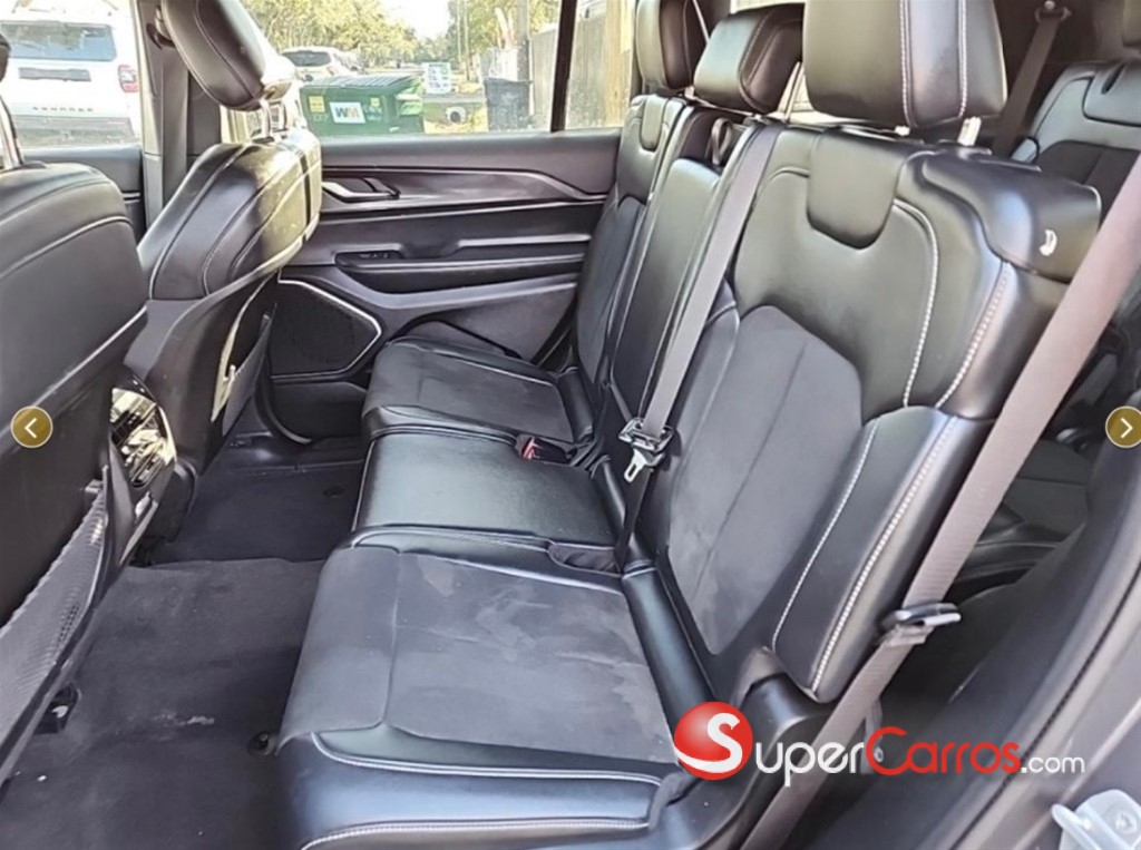 2022 Jeep Grand Cherokee Altitude — foto 10 / 11