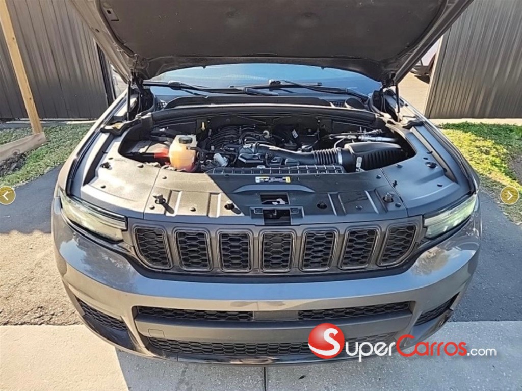 2022 Jeep Grand Cherokee Altitude — foto 11 / 11
