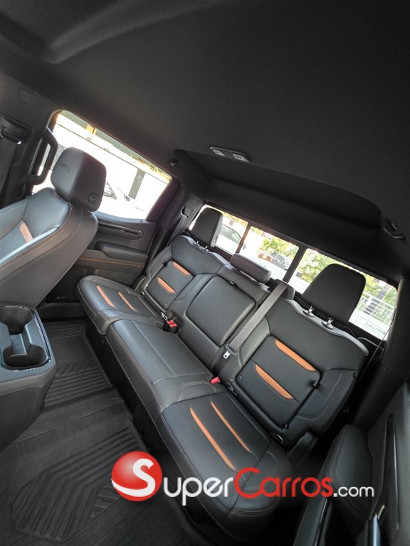 2022 GMC Sierra 1500 AT4 DURAMAX — foto 9 / 12