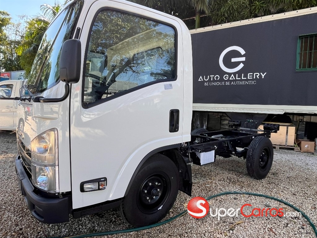 2026 Isuzu QLR 10 Pies — foto 6 / 11