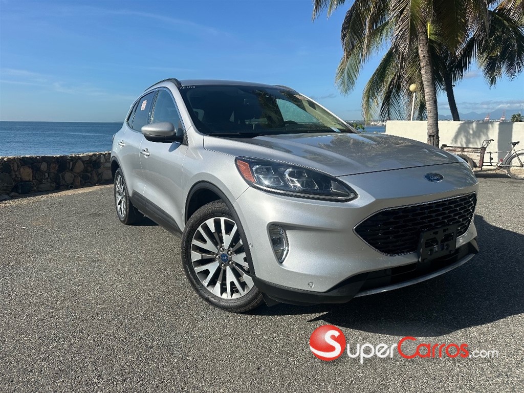 2020 Ford Escape Titanium