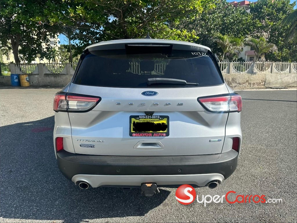 2020 Ford Escape Titanium — foto 9 / 9
