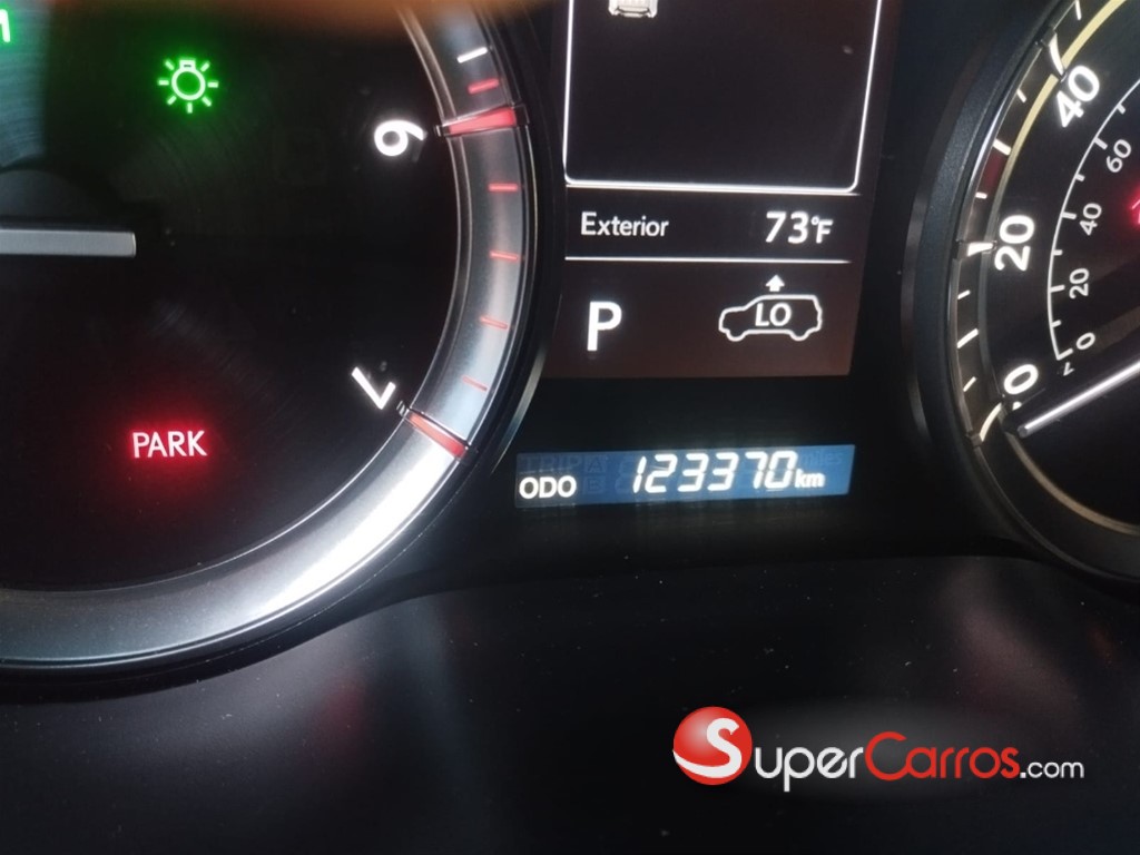2019 Lexus GX 570 — foto 4 / 12